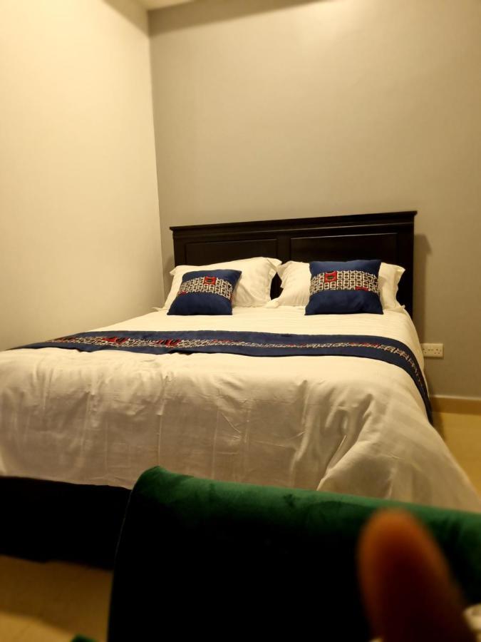 Eika Suites At Acacia Kampala Exterior photo