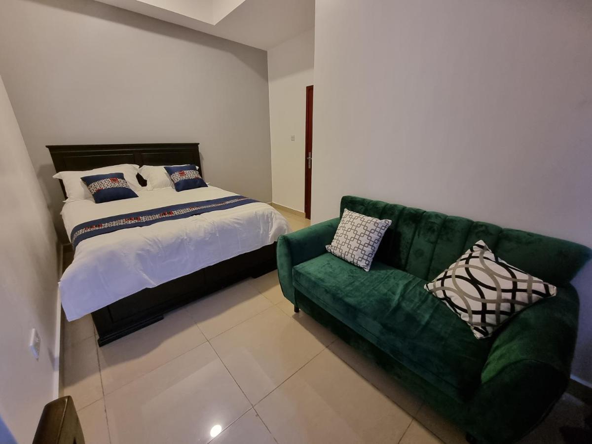 Eika Suites At Acacia Kampala Exterior photo
