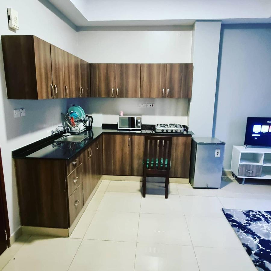 Eika Suites At Acacia Kampala Exterior photo