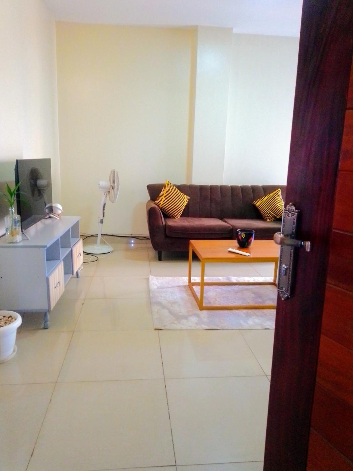 Eika Suites At Acacia Kampala Exterior photo